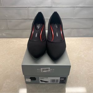 Rockport Total Motion “Kaiya” Black Pumps | Women’s Size 8